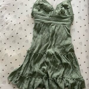 green tiered ruffled dress🌿